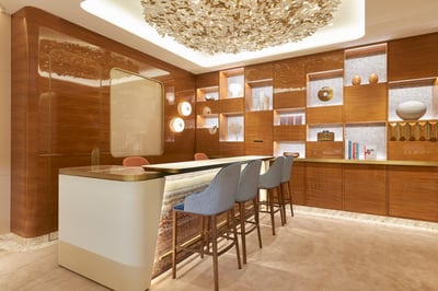 カルティエ ブティックにおいて世界初となる「パーソナライゼーションカウンター」