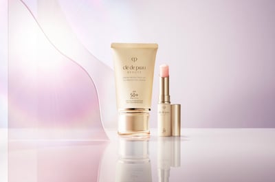 �ԥ󥯥ȩ`��Υ٩`��˰��ޤ줿������ǰ�˥��`��ɤΥ���`��ܥȥ�ȥ�åץ���`�ब�K��Ǥ��롣