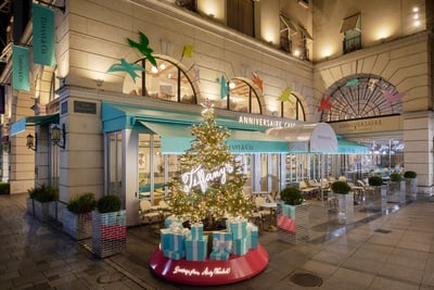 Tiffany Café & Pop-up Store @ ANNIVERSAIRE 表参道の外観