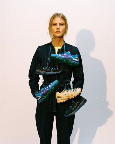 A.P.C.とアシックスのコラボスニーカー