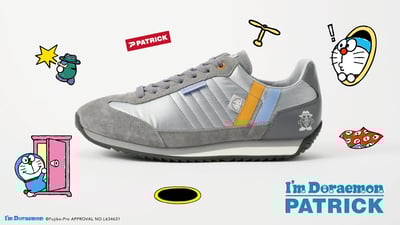 ドラえもんをデザインしたシューズ