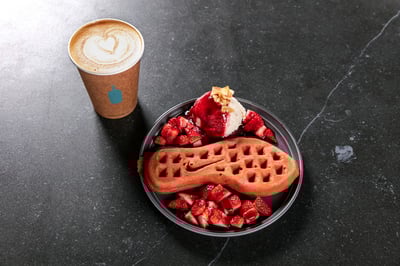 ナイキのロゴをあしらった靴型のワッフル