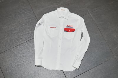 �פ������