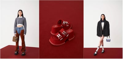 赤い靴を履いた女性