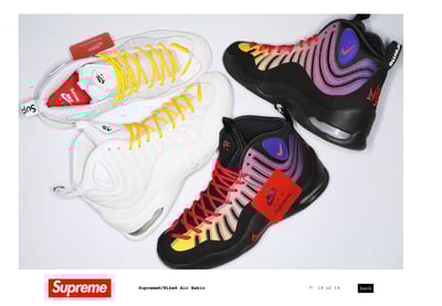 黒と白のスニーカー