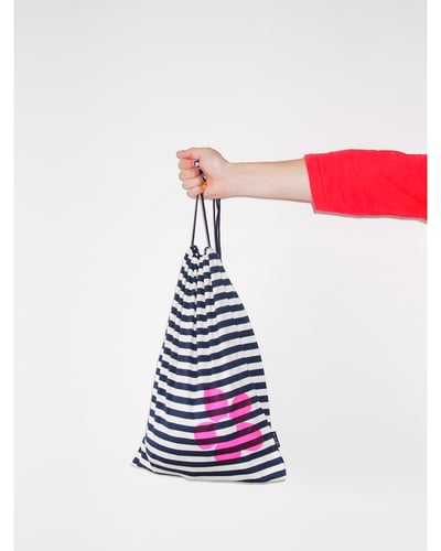 IMPUDENT LIFE�Υ��륯������`��ʩ���줿���˥����٩`�ΥХå�