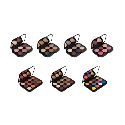 6色のアイシャドウパレットが4と12色のアイシャドウパレットが3つ並ぶ写真