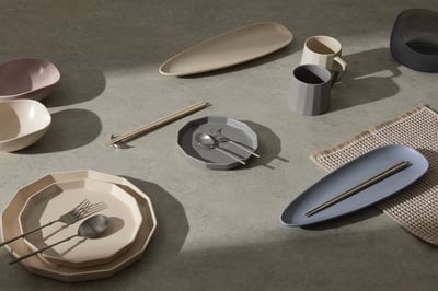 �Ʃ`�֥�ˁK�٤�줿����ܥ����ƥ�