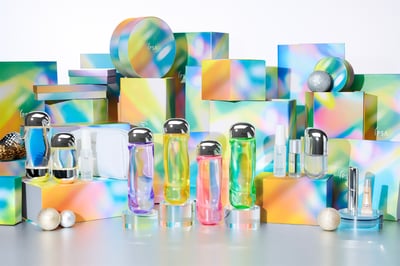 化粧水や美容液、スティック状美容液など全11品のスキンケア製品