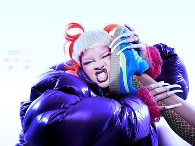 ���˩`���`���Ĥ����ꥢ�`�ʤΥ������奢��