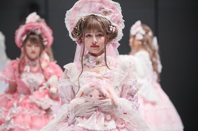 BABYの新作コレクション