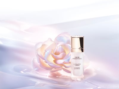 美白美容液の製品写真