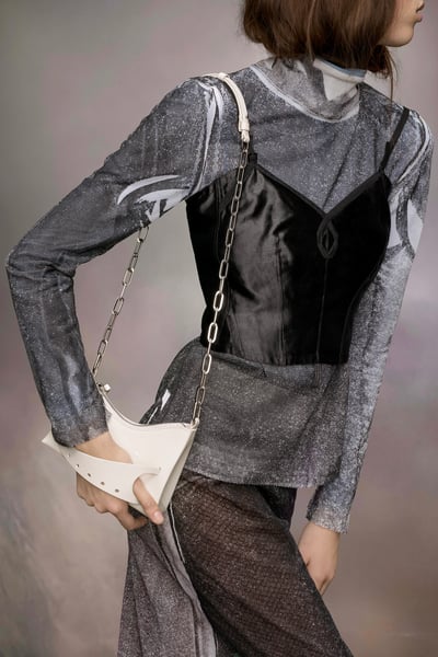 「スナッチト ホーボー」のヴィジュアル