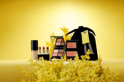 ���å��ι��HŮ�ԥǩ`���ݩ`�ȥץ�������KV