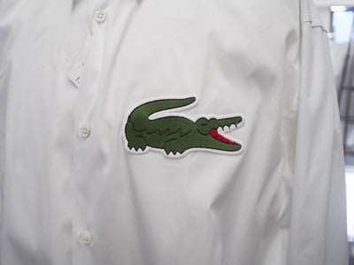 ラコステが中国アパレルブランドに勝訴