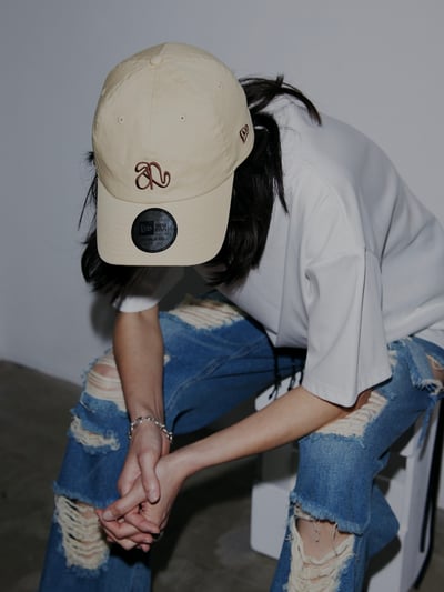 NEW ERA® × AMERI 初のコラボレーションアイテム