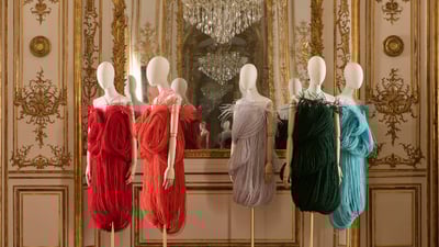 LOEWE 2025�� �ץ쥼��Ʃ`�����