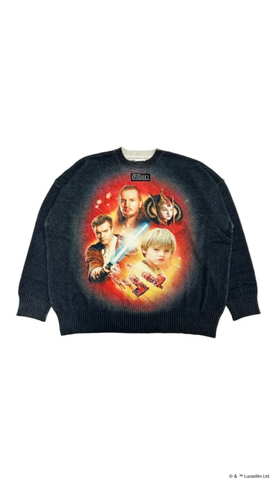 映画「スター・ウォーズ（STAR WARS）」エピソード１のキーヴィジュアルが落とし込まれたニット