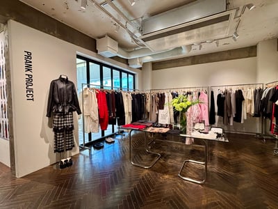 プランク プロジェクトの2026年春物展示会会場風景画像