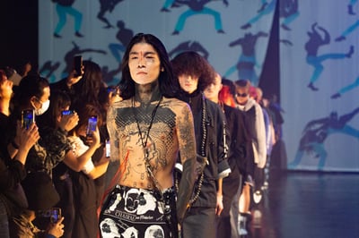 Azuma. 2023年春夏