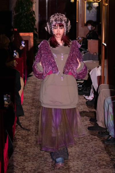 YUEQI QI 2023年秋冬コレクション