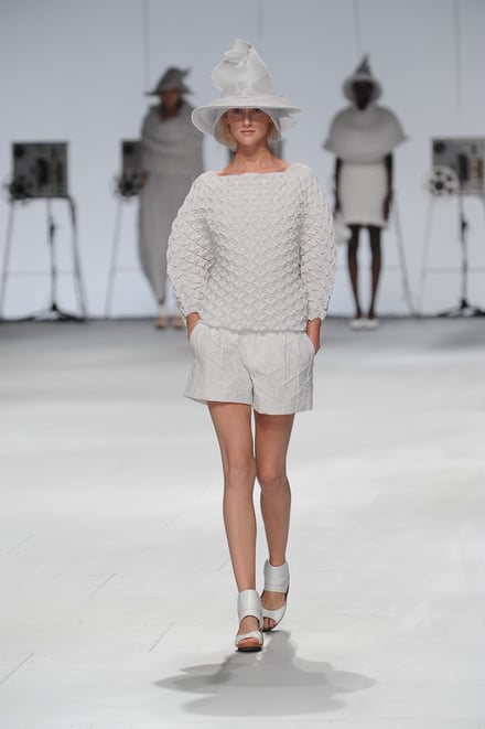 ISSEY MIYAKE 2015SS パリコレクション 画像2/40