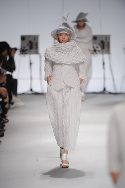 ISSEY MIYAKE 2015SS パリコレクション 画像3/40