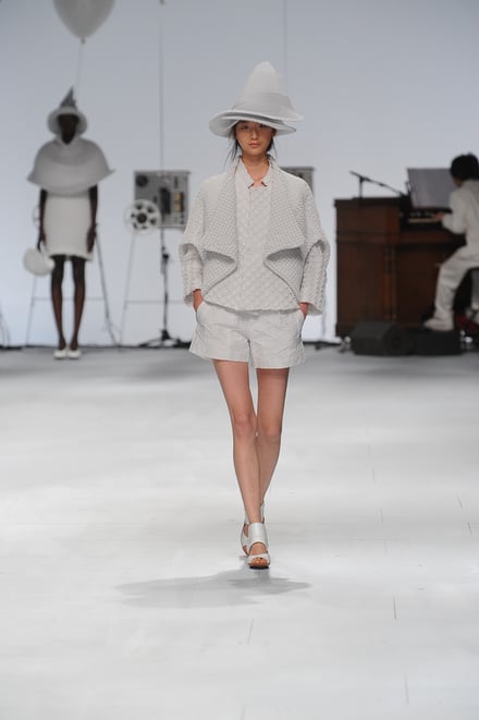 ISSEY MIYAKE 2015SS パリコレクション 画像4/40