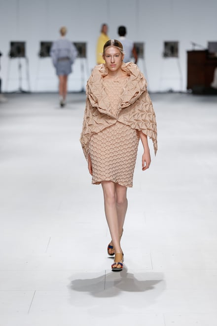ISSEY MIYAKE 2015SS パリコレクション 画像20/40