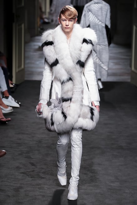 FENDI "Haute Fourrure" in TOKYO 2015-16AW Couture 東京コレクション 画像29/72
