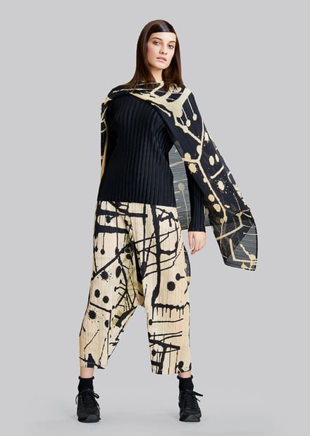 PLEATS PLEASE ISSEY MIYAKE 2015-16AWコレクション 画像24/40