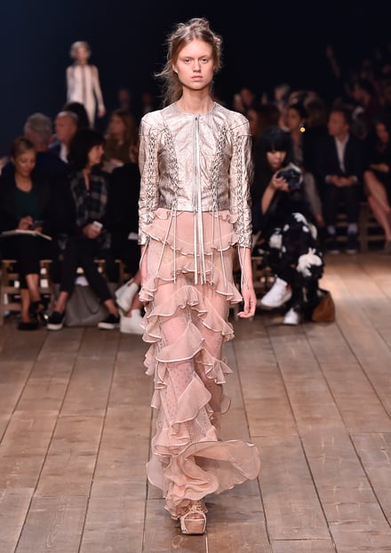 Alexander McQueen 2016SS パリコレクション 画像8/41