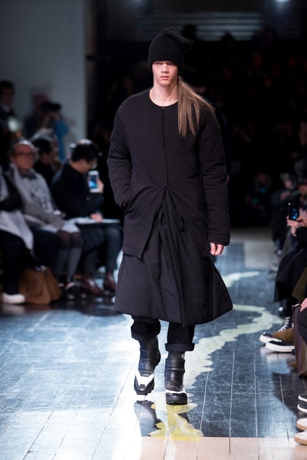 Yohji Yamamoto HOMME 2016-17AW パリコレクション 画像6/40