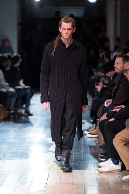 Yohji Yamamoto HOMME 2016-17AW パリコレクション 画像8/40