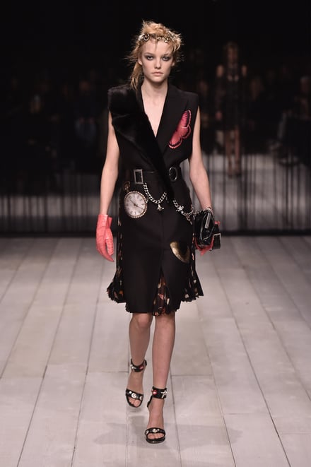 Alexander McQueen -Women's- 2016-17AW ロンドンコレクション 画像3/42