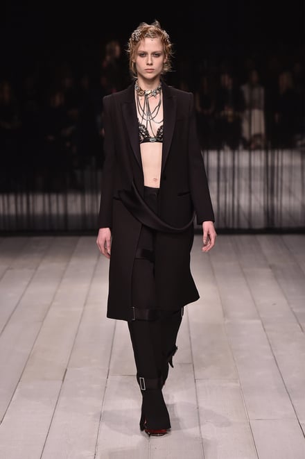 Alexander McQueen -Women's- 2016-17AW ロンドンコレクション 画像6/42