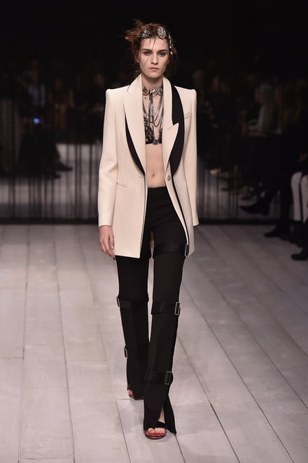 Alexander McQueen -Women's- 2016-17AW ロンドンコレクション 画像17/42