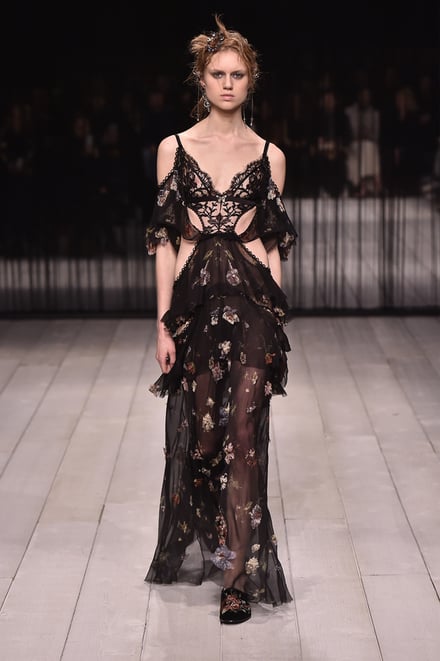 Alexander McQueen -Women's- 2016-17AW ロンドンコレクション 画像23/42