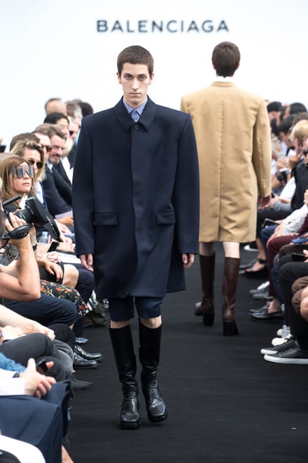 BALENCIAGA 2017SS パリコレクション 画像2/34