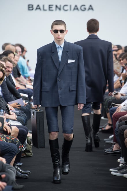 BALENCIAGA 2017SS パリコレクション 画像3/34