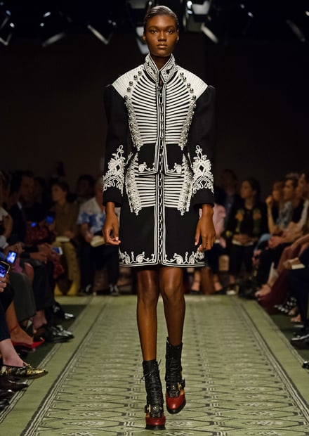 BURBERRY 2017SS ロンドンコレクション 画像3/80