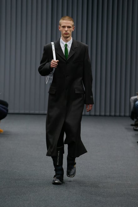 BALENCIAGA -Men's- 2017-18AW パリコレクション 画像1/39