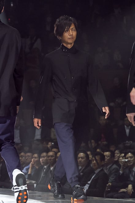 YOHJI YAMAMOTO THE MEN 2010-11AWコレクション 画像16/41
