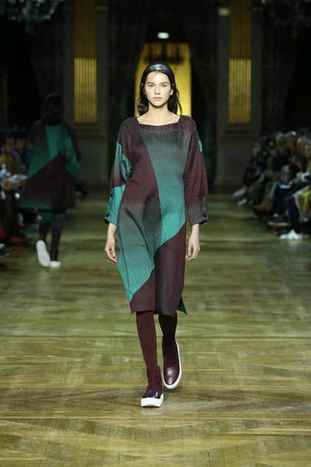 ISSEY MIYAKE 2017-18AW パリコレクション 画像2/49