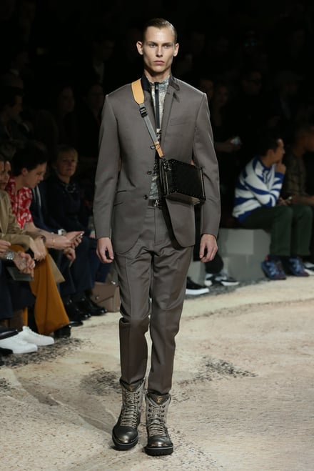 LOUIS VUITTON -Men's- 2018-19AW パリコレクション 画像2/52