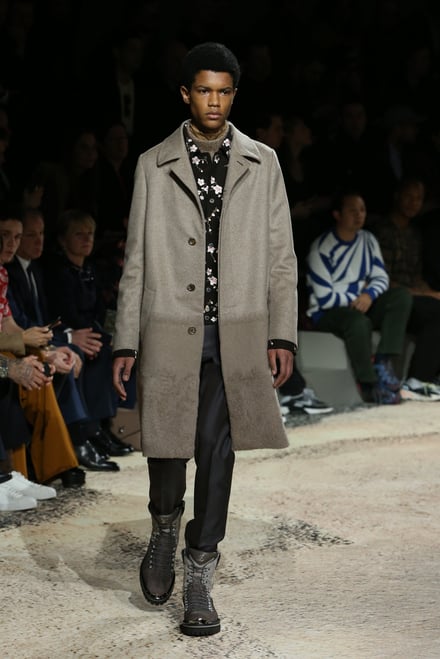 LOUIS VUITTON -Men's- 2018-19AW パリコレクション 画像44/52
