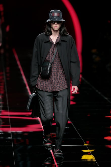 FENDI -Men's- 2019SS ミラノコレクション 画像1/52