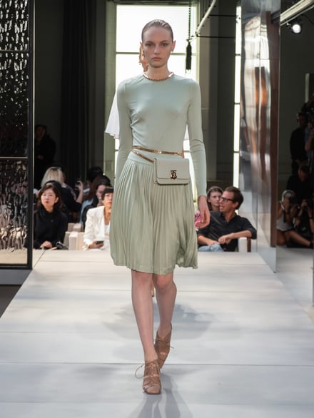 BURBERRY 2019SS ロンドンコレクション 画像14/134
