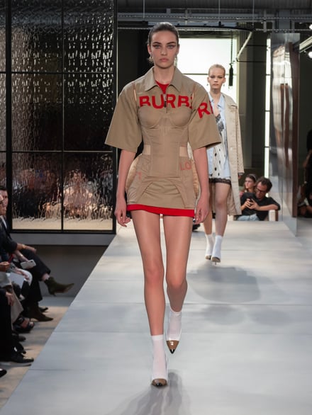 BURBERRY 2019SS ロンドンコレクション 画像84/134