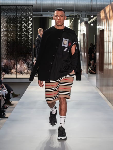 BURBERRY 2019SS ロンドンコレクション 画像106/134